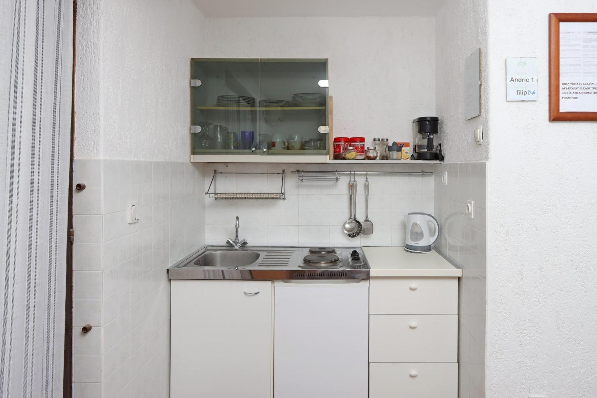 Apartments With A Parking Space Kornic, Krk - 415 Номер фото