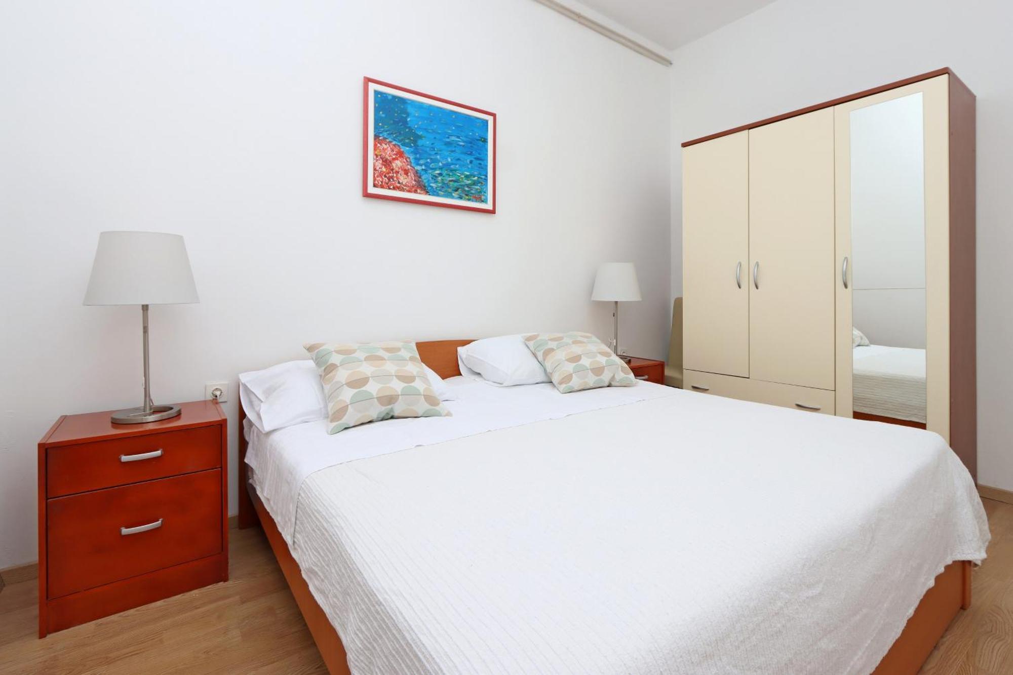 Apartments With A Parking Space Kornic, Krk - 415 Номер фото